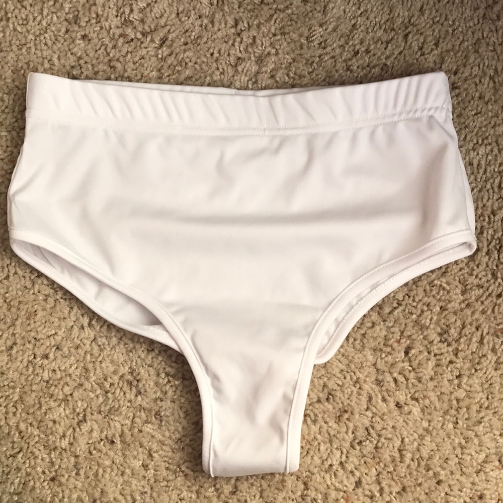 NEED GONE White swimsuit or bodysuit - Picture 3 of 5